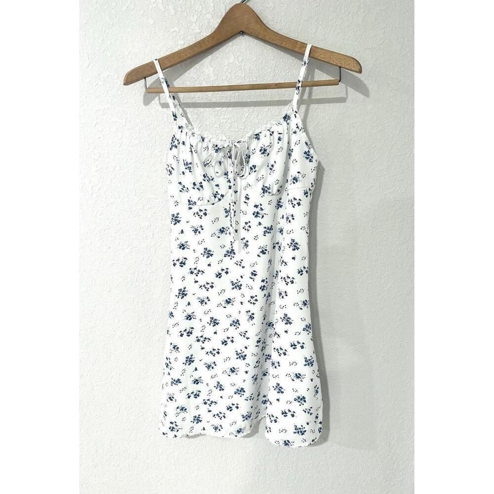 Shein Floral White Spaghetti Strap Slip Dress with Blue Flowers Juniors Size S